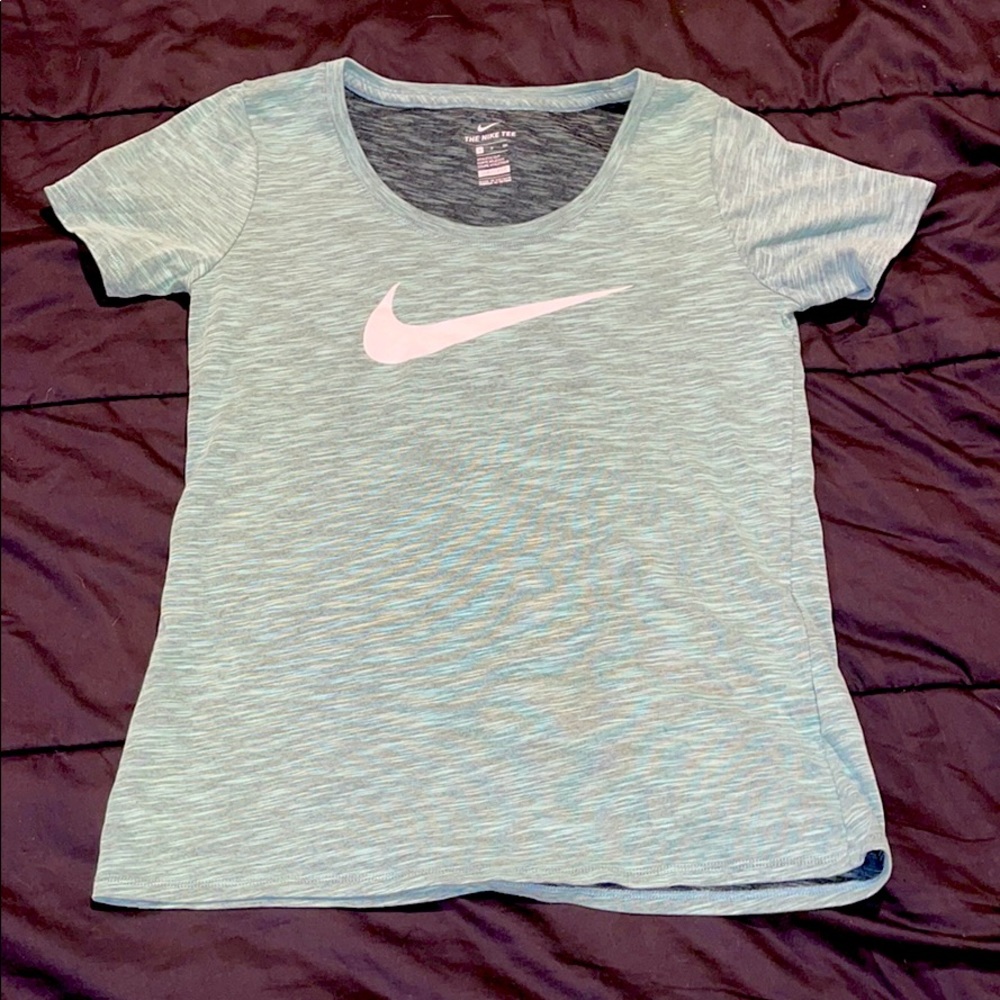 nike tee